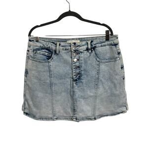 Risen Jeans Lightwash Denim Button Front Skort Skirt Women's Size 1XL NEW NWT